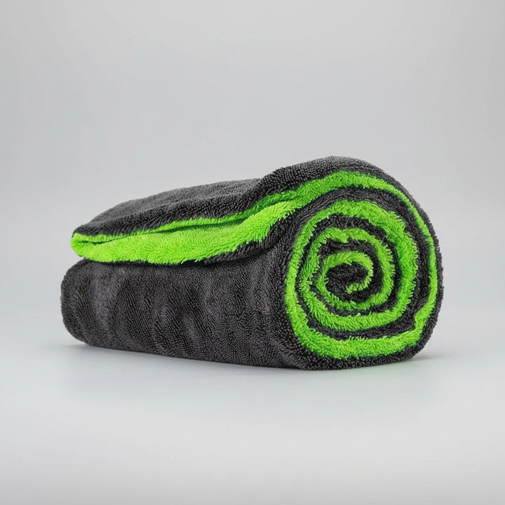 Thick microfiber car wash and drying towel